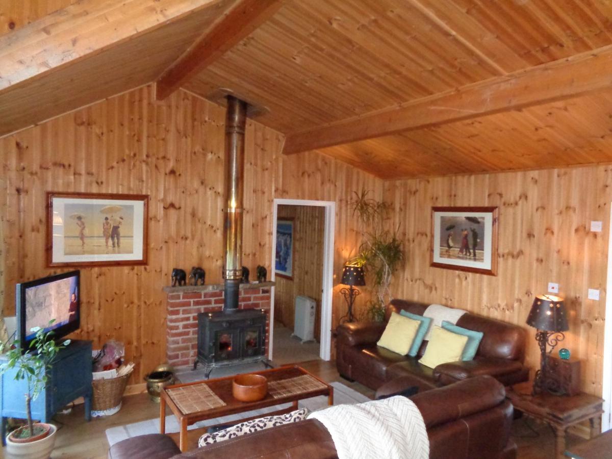 Idyllic Log Cabin Near Stratford Upon Avon Dış mekan fotoğraf